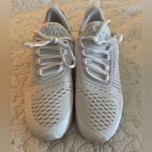 Nike Women's White 270 Air Max Sneakers